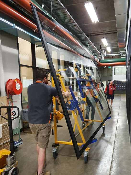 As Quattrolifts agents, EMT provides sales, service and training for the Asia Pacific Region and offers many museums the heavy glass handling equipment sales and service required as part of their museum showcase maintenance and management programs.