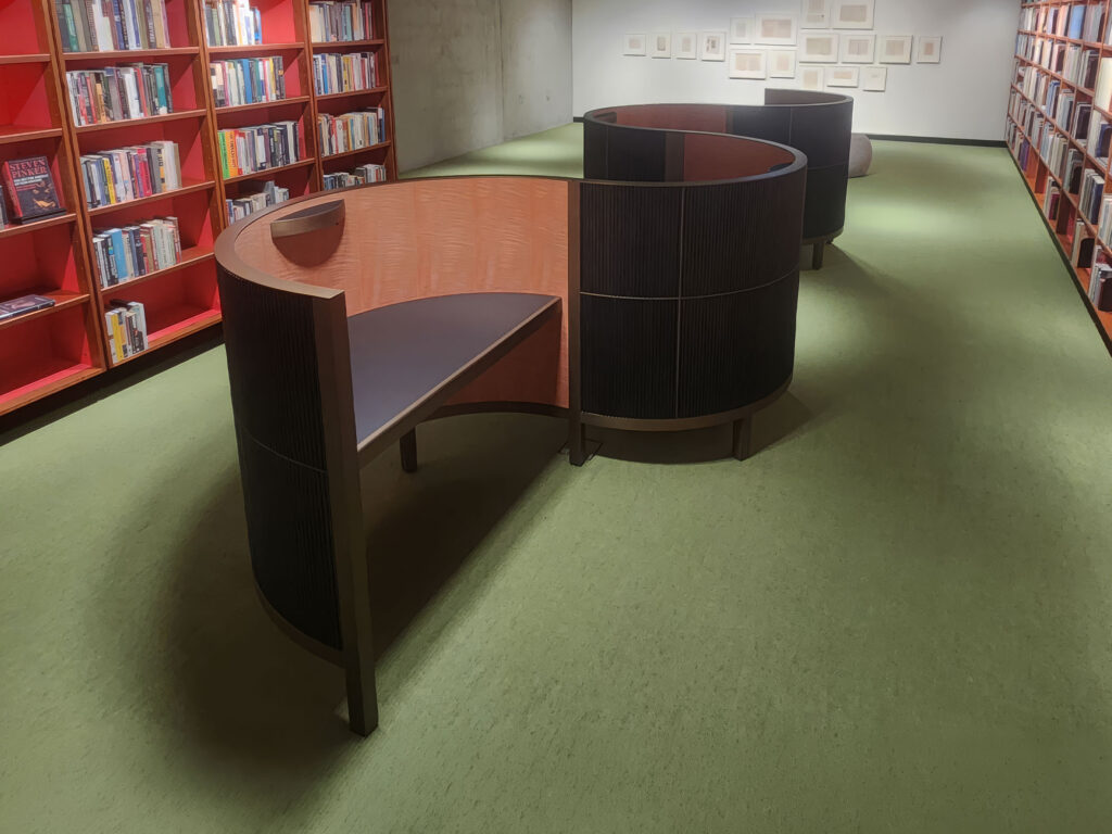 Serpentine Free-Standing Reading Desks: Symmetrical Solitude